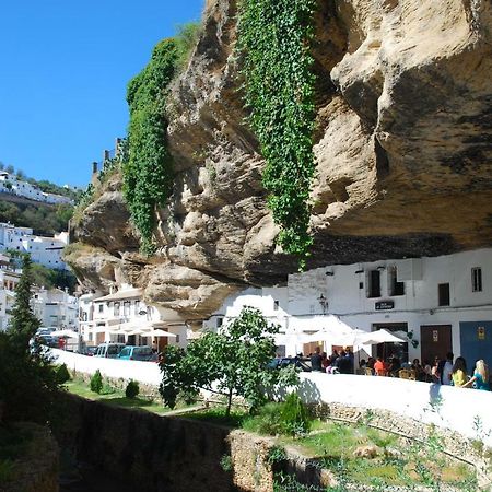 Casa Cueva De La Sombra Vila Setenil De Las Bodegas Exterior foto